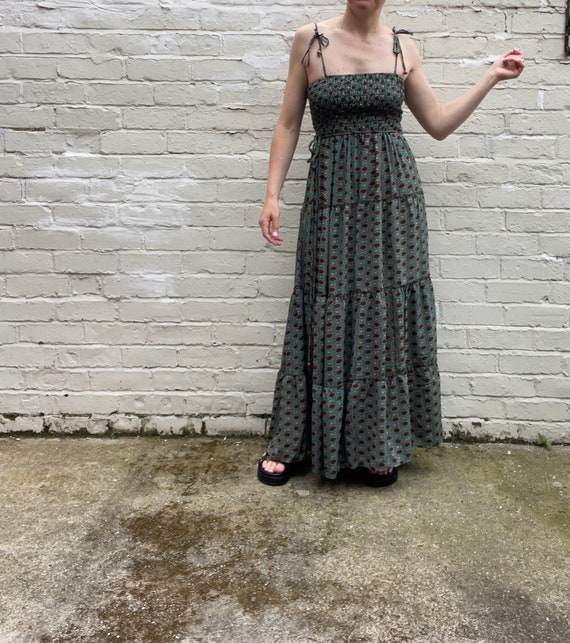 Long Teal & Brown Flower Print Sun Dress Size UK 10-12 Long Teal & Brown Flower Print Sun Dress Size UK 10-12