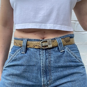 Jean/ceinture de pantalon en cuir de peau de serpent jaune des années 1970