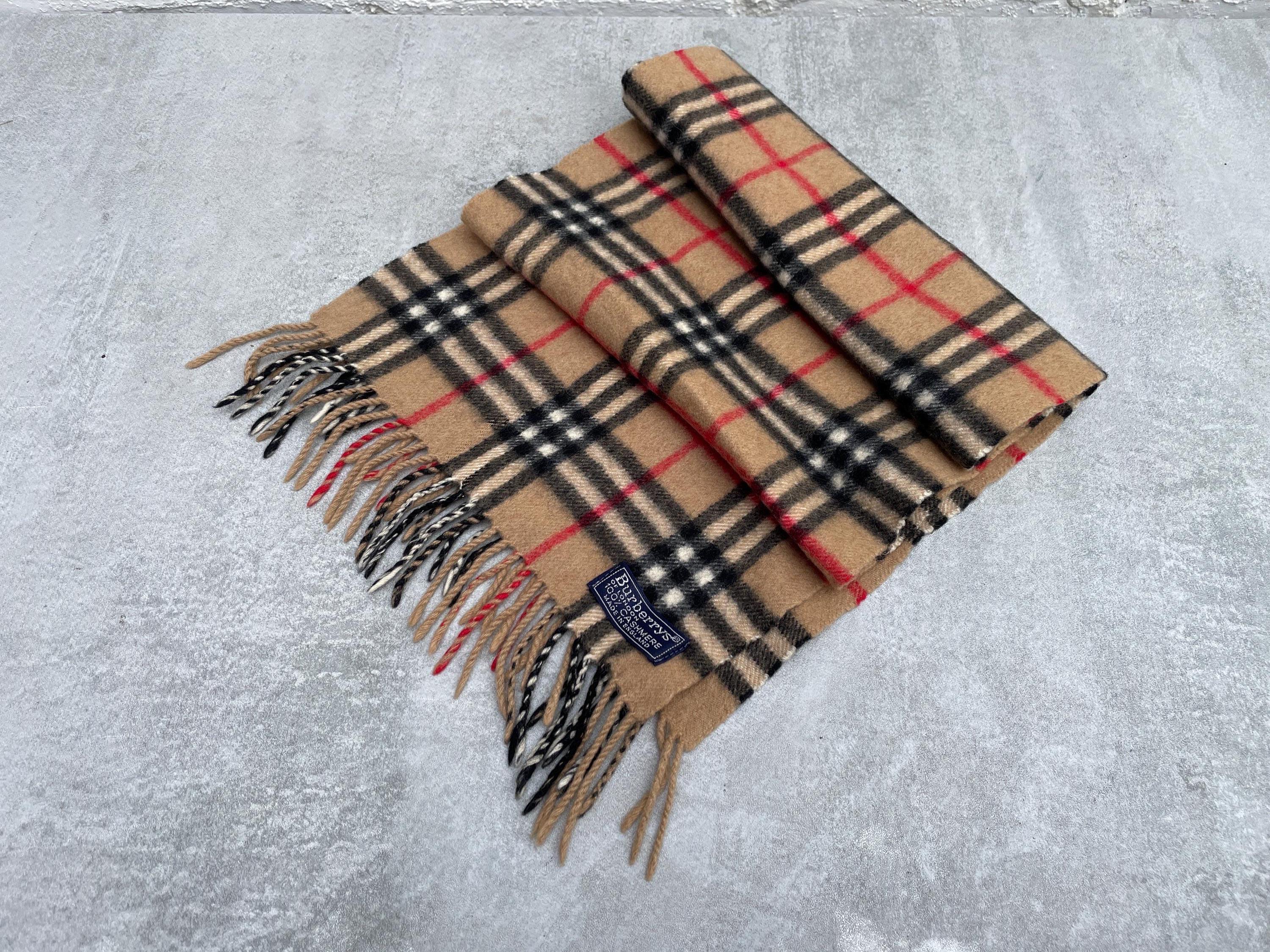 Burberrys☆cashmere100％マフラー Burberrys Classic Check Cashmere Scarf - Etsy