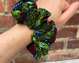Silky Satin Scrunchie: Ankara African Print Hair Accessory  display picture 1