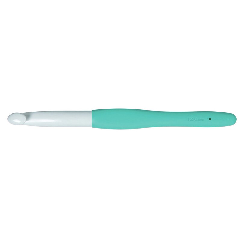Clover Amour Crochet Hooks - Full Range of Sizes Available! image 2
