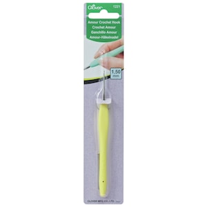 Clover Amour Crochet Hooks - Full Range of Sizes Available! image 9