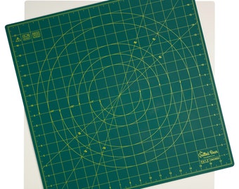 De gewatteerde beer roterende snijmat 18 "x 18" - vierkante zelfherstellende roterende ambachtelijke snijmat met innovatief vergrendelingsmechanisme