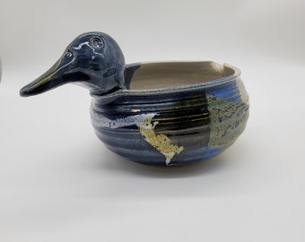 Christopher Bragg Pottery Duck mixing bowl Glazed Art Pottery