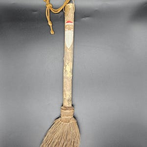 Christmas Folk Art Broom Handpainted Handcarved Santa Claus Face Fireplace Decoration Decor