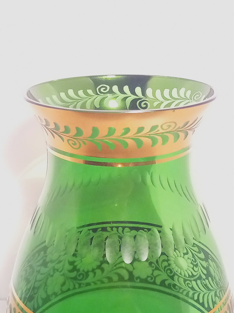 Emerald Green Glass Vase with Gilt Floral Décor and Cut Details image 4