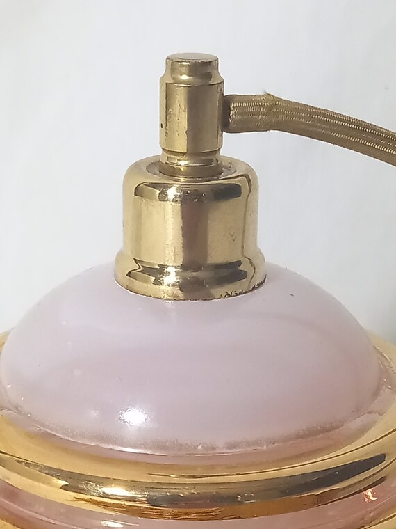 Art Deco Vaporiser Perfume Bottle in Pale Pink Fr… - image 5