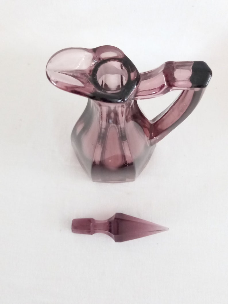 Purple Glass Cruet Bottle with Point Stopper image 8