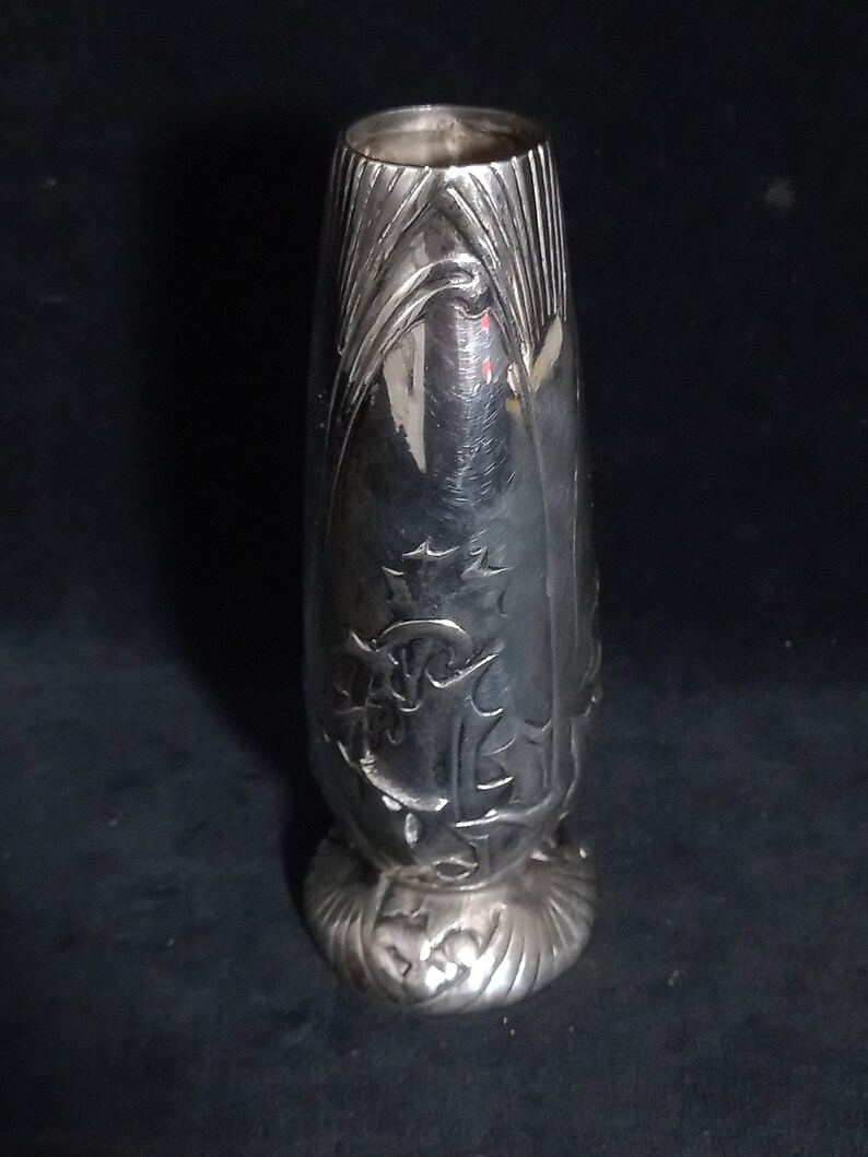 Small Silver-plate Art Nouveau Vase with Holly Décor by Orfèvrerie Gallia Christofle image 2