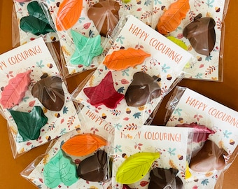 Autumn Themed Wax Crayons - each packet will contain 2 leaves and an acorn. Packed in a biofilm eco bag which is biodegradable & compostable