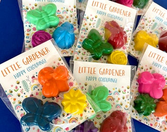 Little Gardener Shaped Wax Crayons/Party Packets. Each pack will contain 3 wax crayons. The A7 biofilm packets are biodegradable.