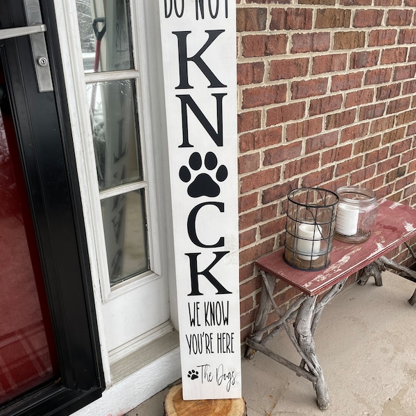 Do Not Knock Dog Sign | Large Porch Sign | Welcome Sign | Front Door Sign | Dog Welcome Sign l Dog Signs | Funny Dog Sign | Funny Gift