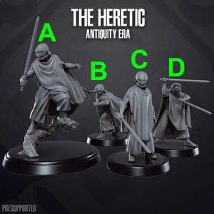 Könnte beinhalten: Vier graue Plastik-Miniaturfiguren von Personen, die Umhänge tragen und Schwerter halten. Die Figuren stehen auf schwarzen runden Sockeln. Der Text "THE HERETIC ANTIQUITY ERA" befindet sich oben im Bild.