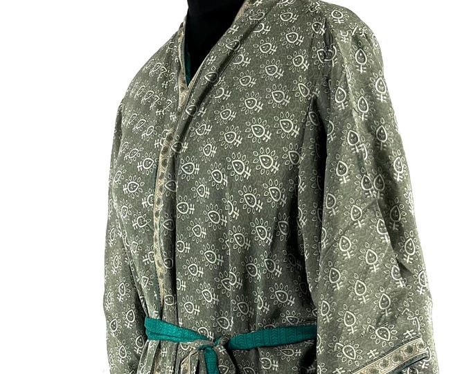 S/M. Luxury Silk Robe; Reversible with deep pockets. A perfect Dressing Gown, Bath Robe, Duster Jacket.  SKU:725-8785-R
