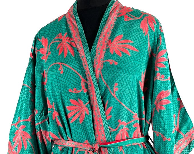M/L. Luxury Silk Robe; Reversible with deep pockets. A perfect Dressing Gown, Bath Robe, Duster Jacket.  SKU:724-8813-R