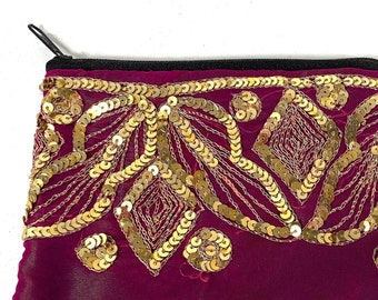 Beautiful Sari Purse. Upcycled from Indian wedding saree. A perfect gift