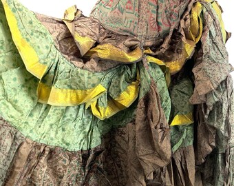 Yasmin 25 yard Gypsy Winter Silk Boho Skirt; One Size Green Flamenco Skirt  SKU:740-4716