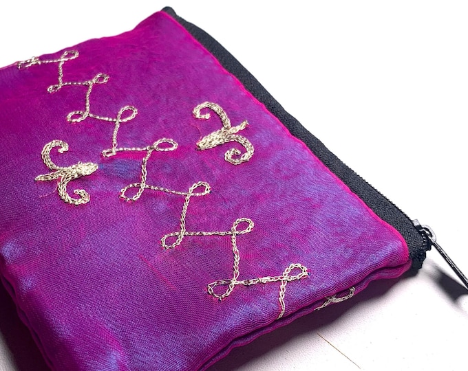 Beautiful Sari Purse. A perfect gift