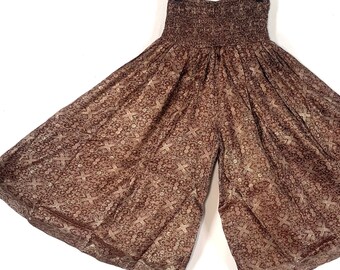 Martha Plus Size Short Leg Culottes in Silk Brocade with XL elasticated waist for a fuller figure. (Wide Leg Palazzo Pants) SKU:816-6102