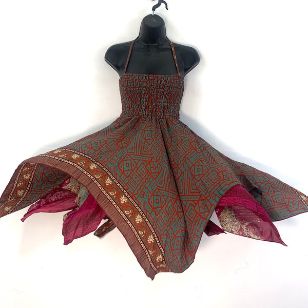 Robe de fée Isla. Taille unique en soie. Longueur 71 cm (28"), Bohème, princesse, déesse, festival d'été, jupe hippie