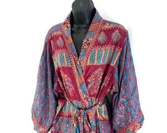 M/L. Luxury Reversible Silk Kimono with deep pockets. A Dressing Gown, Bath Robe, a perfect gift. SKU:724-3910