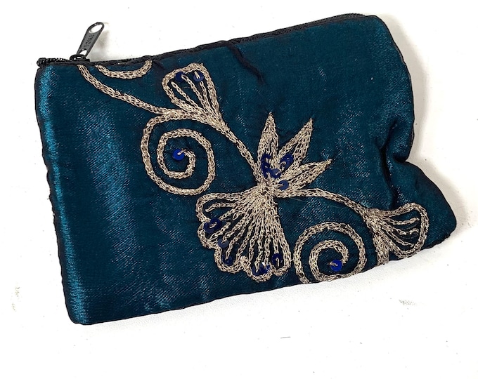 Beautiful Sari Purse. A perfect gift