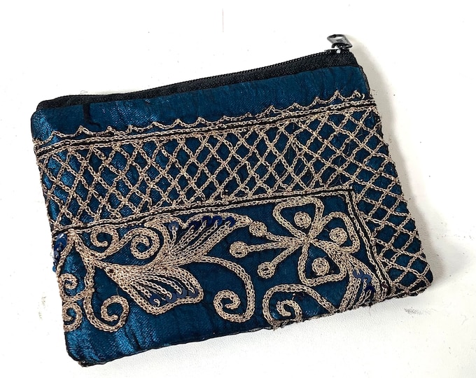Beautiful Sari Purse. A perfect gift