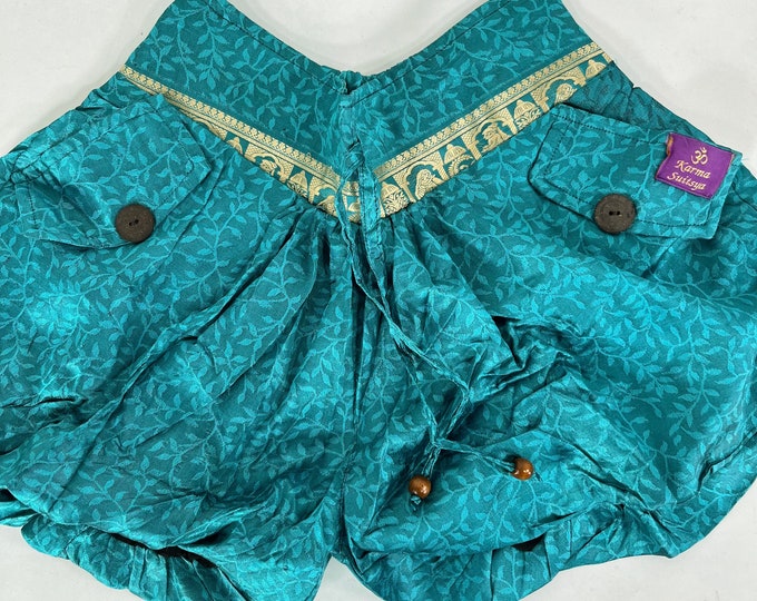S/M. Goddess Pocket Shorts, Lined Hot Pants. SKU:1060-7578