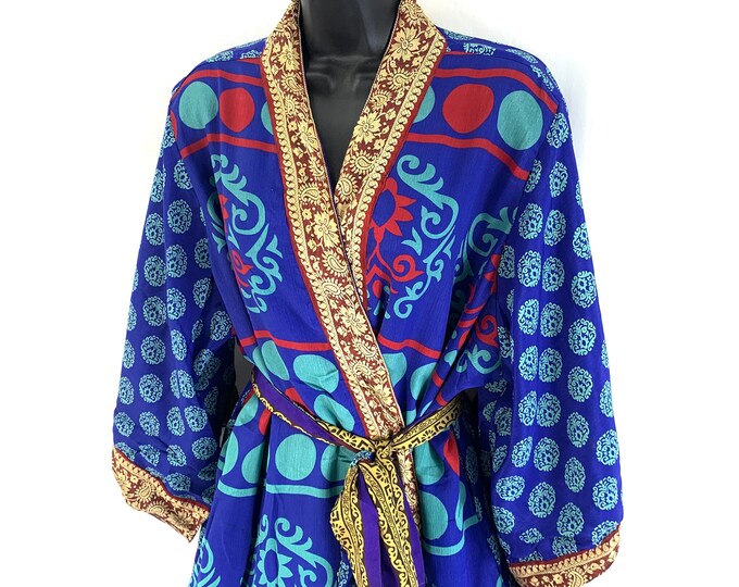 M/L. Luxury Reversible Silk Kimono with deep pockets. A Dressing Gown, Bath Robe, a perfect gift.  SKU:724-3901