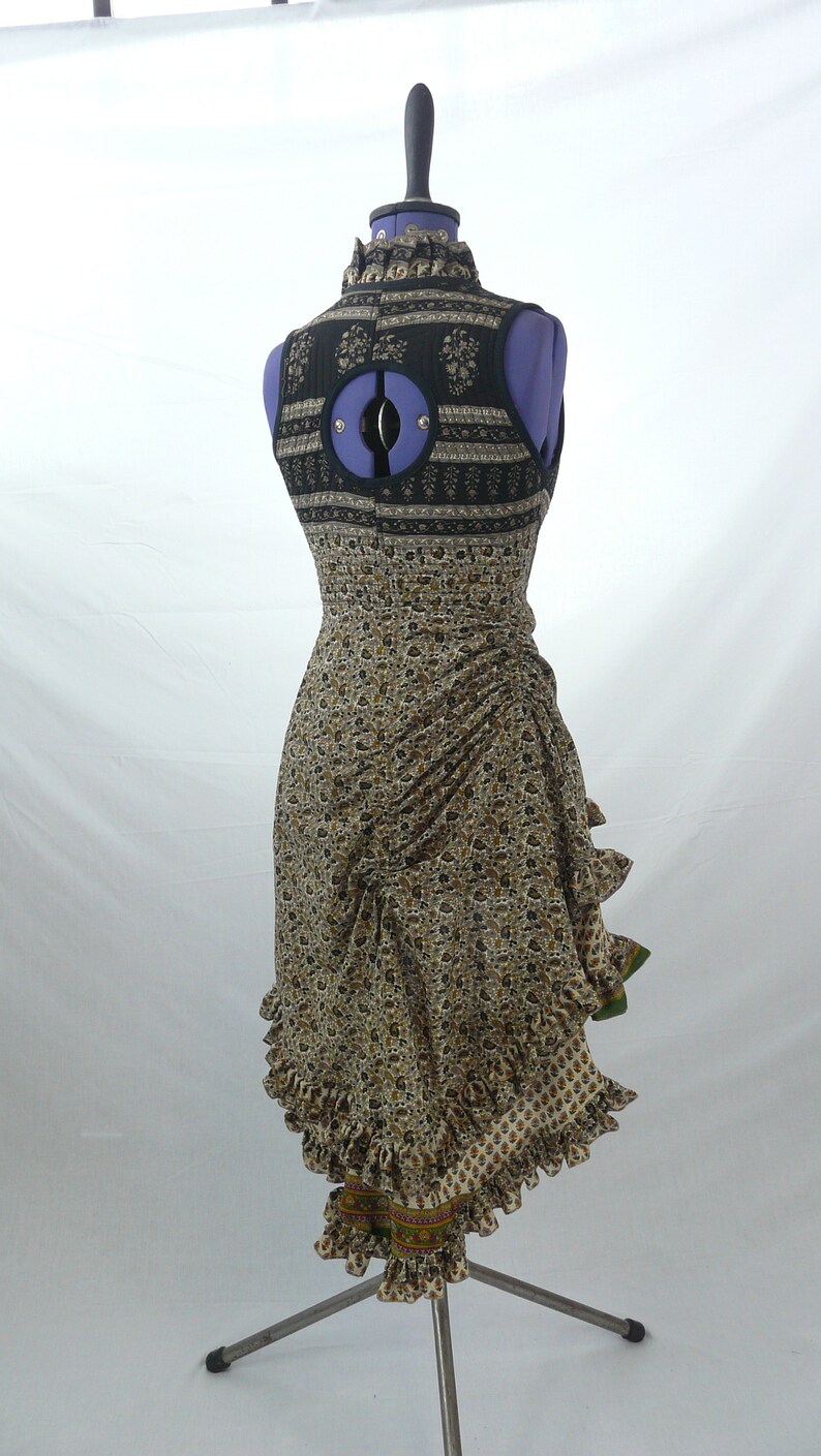 Wrap around 3 rouches at back lots of frills fully adustable at waist Goa Dress Day Corset Overdress M Best Silk