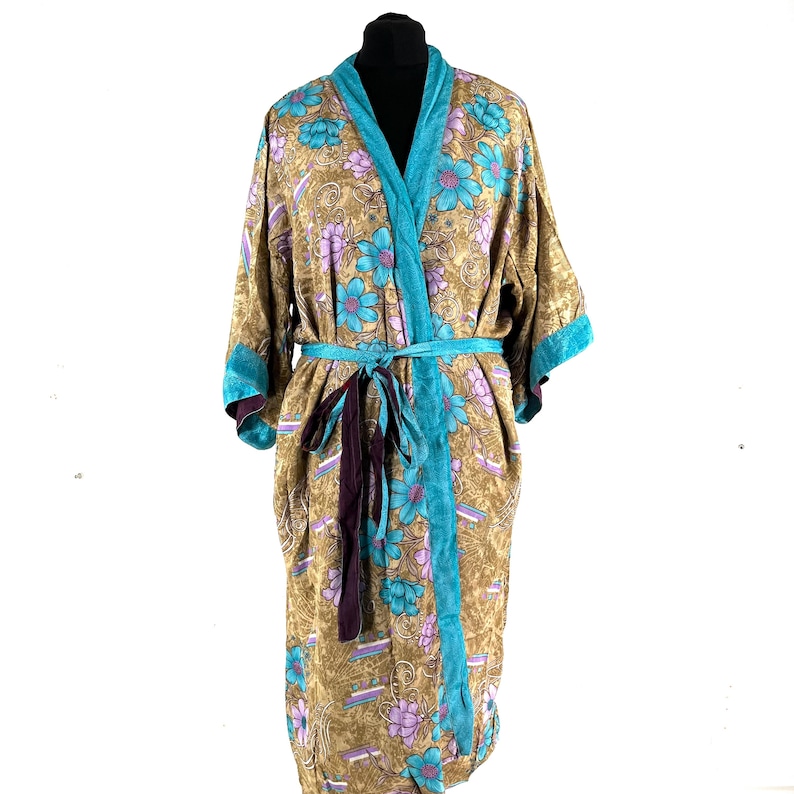 M/L. Luxury Silk Robe; Reversible With Deep Pockets. A Perfect Dressing ...