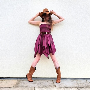 This dress feels so lovely to wear and flows beautifully as you move.  When worn as a skirt, it is easy to find a top to compliment the many colours in the fabrics & will leave you with a smile on your face.
Get that Fairy Feeling!