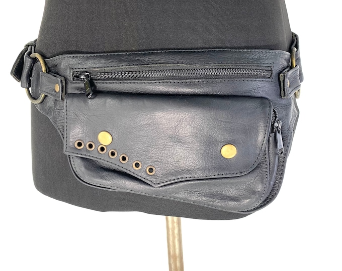 Leather Money Belt black 3 zipped pockets, Fanny Pack. Steampunk, Gothic, Pagan, Larp, Cosplay, REN,