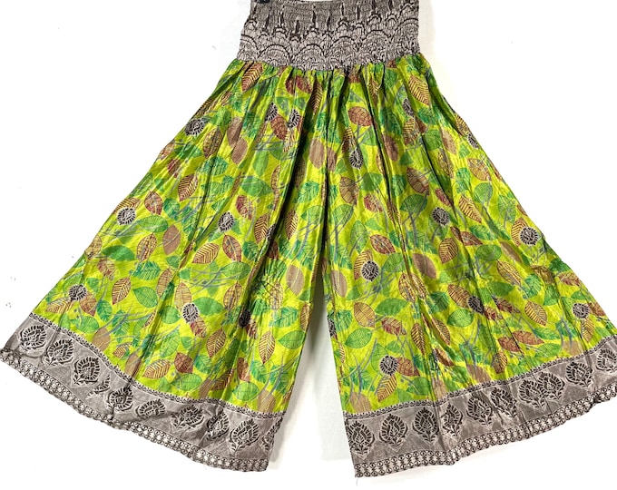 Corlissa Plus Plus Size Culottes in Summer Silk with 2XL Elasticated Waist, Great for a fuller figure. (Wide Leg Palazzo Pants) SKU:837-8624