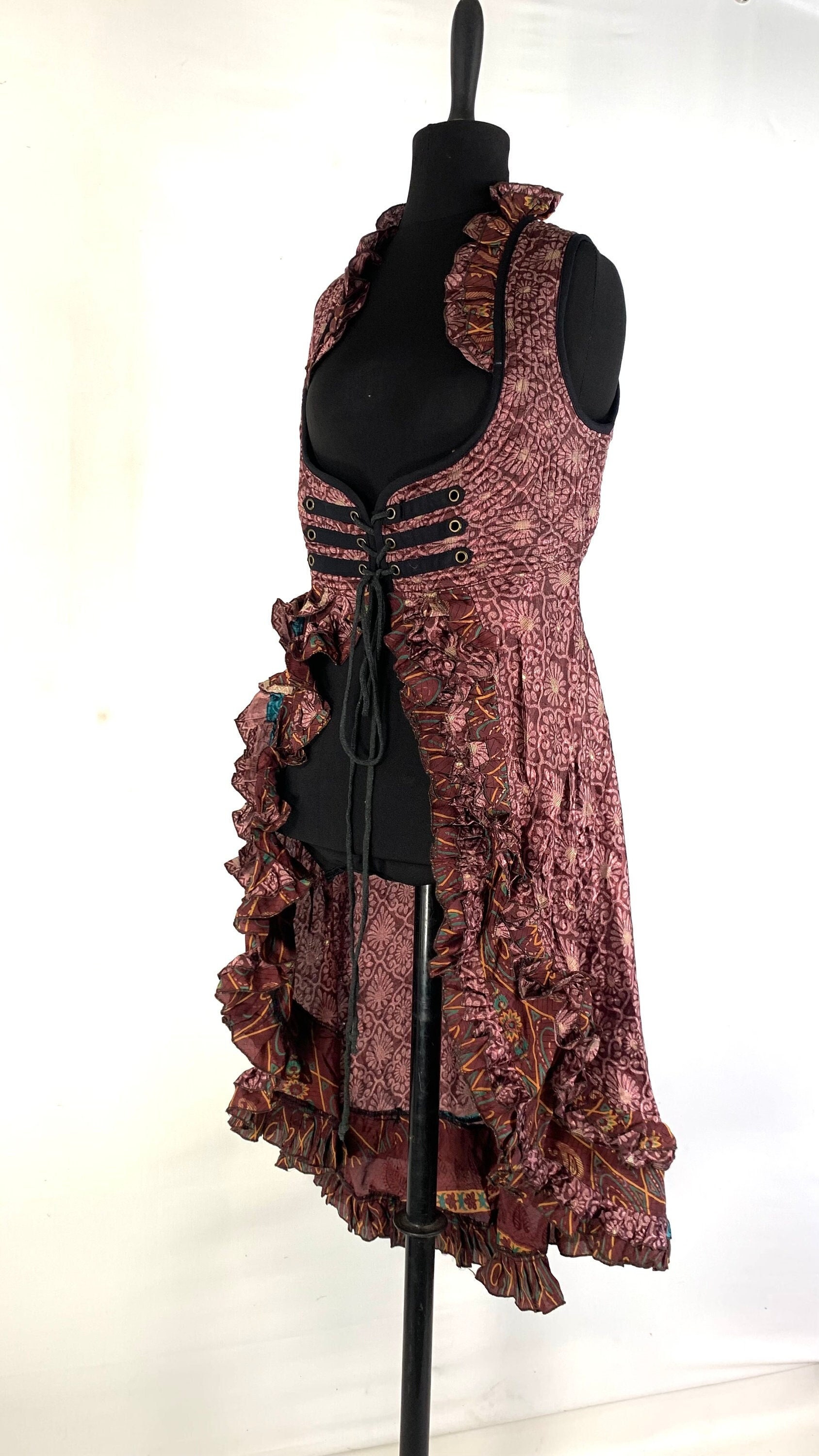 UK XL. Celeste Underbust Corset Dress with adj tail length