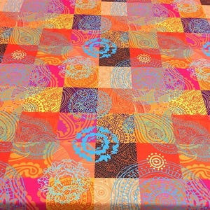 Boho Paisley Mandala Stoff, Pink Orange Baumwoll-Polyester-Mischung, 143 cm breit, Meterware