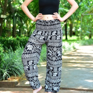 Printed pants women on sale