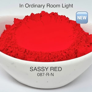 10g and 20g "Sassy Red" Mica Pigment Color (10g and 20g in Jars) from "Just Paint"