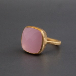 Pink Chalcedony Ring - Handmade Gemstone Ring - March Birthstone - Pink Gemstone Stone - 925 Sterling Silver - Textured Ring - Gold Ring