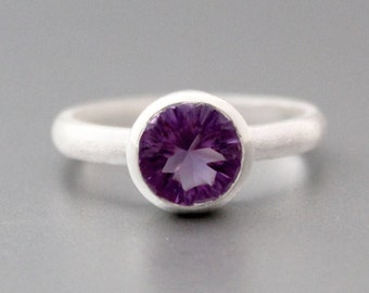 Amethyst Gemstone Ring - February Birthstone - Purple Amethyst Gemstone - 925 Sterling Silver - Handmade ring - Dainty Amethyst Ring