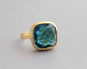 London Blue Topaz Ring -  -Blue Quartz Ring - Bridesmaid Ring - London Blue Topaz quart - Engagement Ring - Gift for Wife- Blue Stone Ring