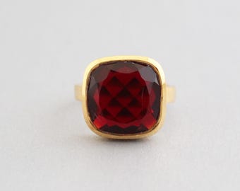 Garnet Gemstone Ring - January Birthstone -Red Gemstone - Red Garnet - Handmade ring - Garnet Quartz - Rhodolite Garnet - Gold Ring