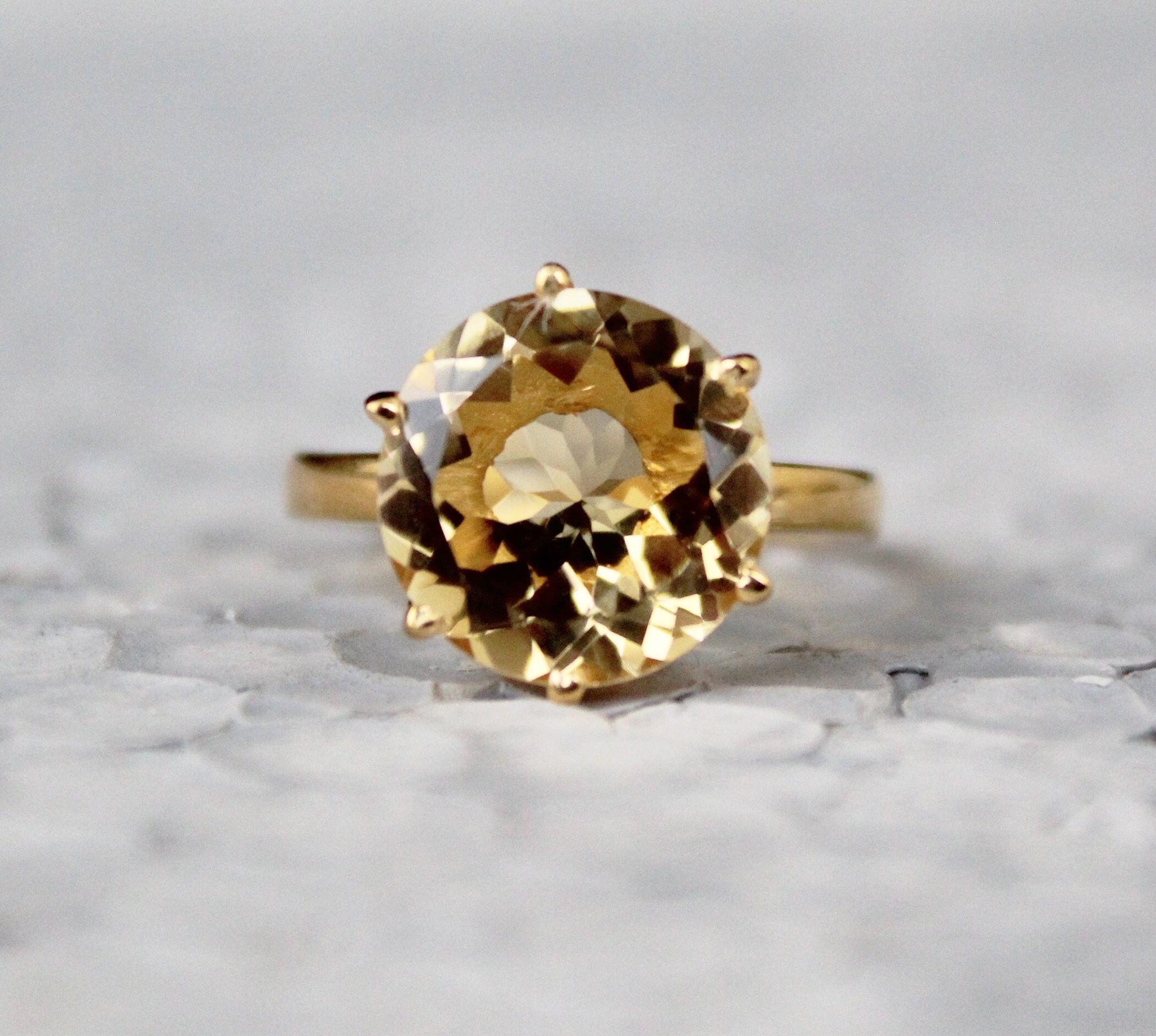 925 Sterling Silver November Birthstone Citrine & Diamond Gemstone Ring 5-10 925 Sterling Silver November Birthstone Citrine & Diamond Gemstone Ring 5-10