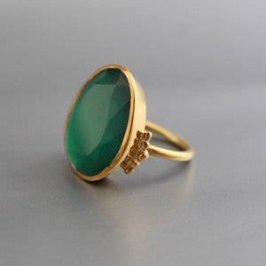 Natural Green Onyx Ring - Handmade Gemstone Ring - December Birthstone - 925 Sterling Silver - Cocktail Ring - Statement Ring - Best Seller