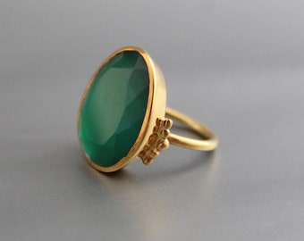 Natural Green Onyx Ring - Handmade Gemstone Ring - December Birthstone - 925 Sterling Silver - Cocktail Ring - Statement Ring - Best Seller