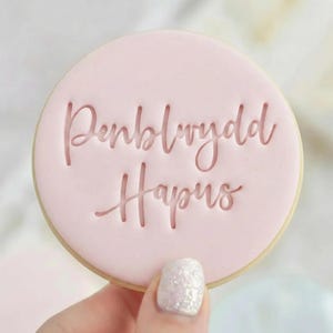 Penblwydd Hapus - Sello de fondant en relieve de galletas - Feliz cumpleaños horneando galés