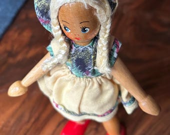 Vintage Bunde 1950's Peg Doll Blonde braids 7.5" tall