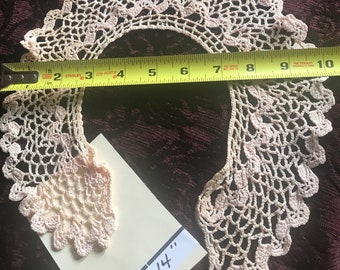 5 collars. vintage crocheted  white ecru