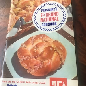 10 recipe books. 1950’s. 18-80 pages.