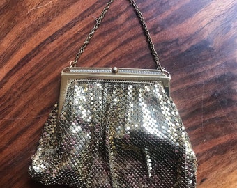 Gold mesh Whiting & Davis Evening Bag. Vintage 4.5”  x 5”